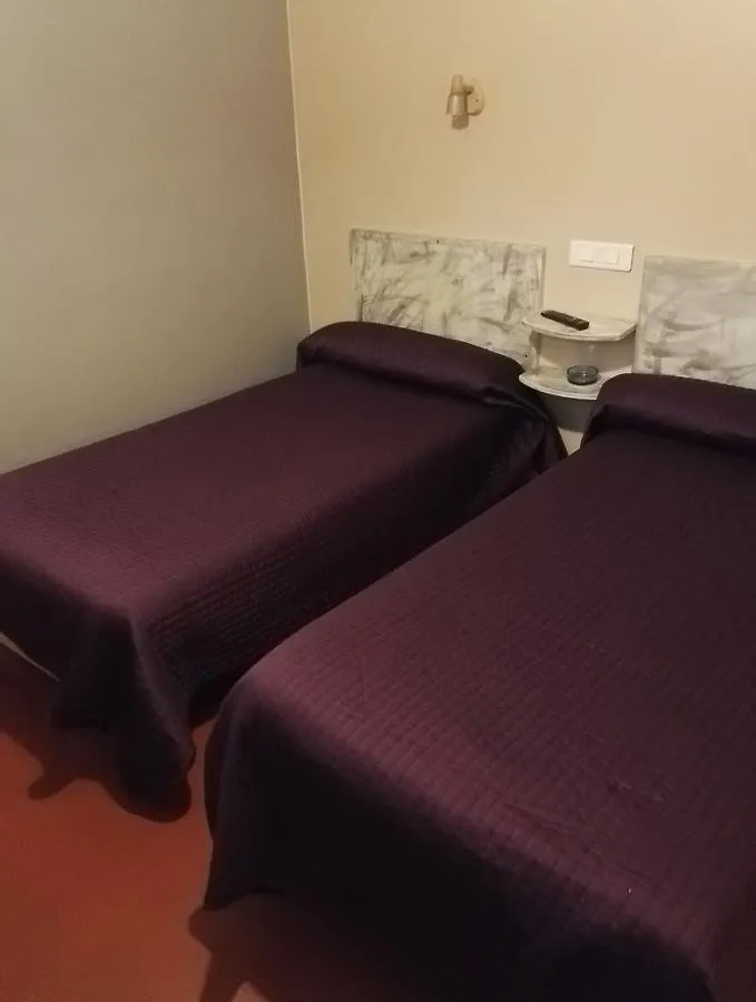Hotel Le Chemin Neuf Gréoux-les-Bains 0*,  Francia