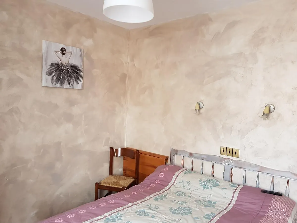 Hotel Le Chemin Neuf Gréoux-les-Bains 0*,